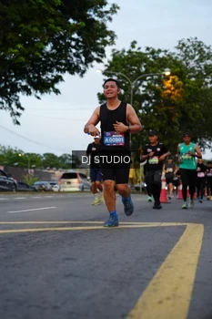 Runner Photo 4196217