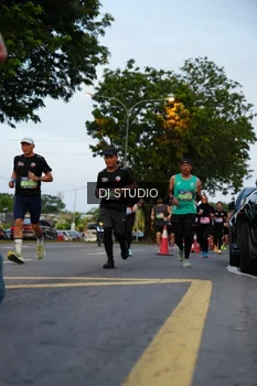 Runner Photo 4196225