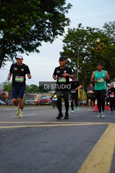 Runner Photo 4196231