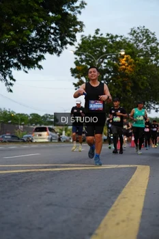 Runner Photo 4196233