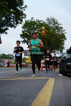 Runner Photo 4196239