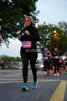 Runner Photo 4196273