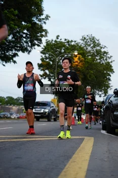 Runner Photo 4196296