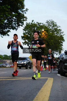 Runner Photo 4196297