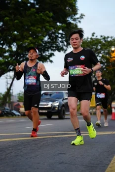 Runner Photo 4196306