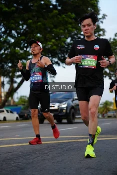Runner Photo 4196307