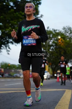 Runner Photo 4196322