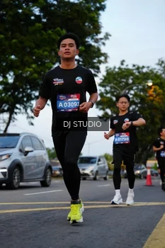 Runner Photo 4196402