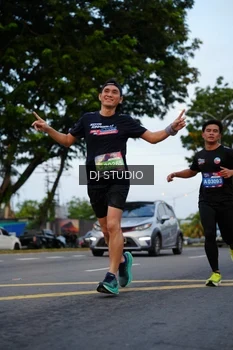 Runner Photo 4196424