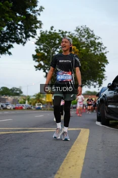 Runner Photo 4196488