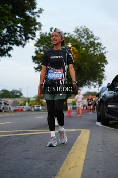 Runner Photo 4196494