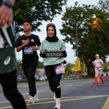 Runner Photo 4196503