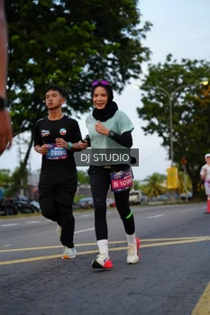 Runner Photo 4196505