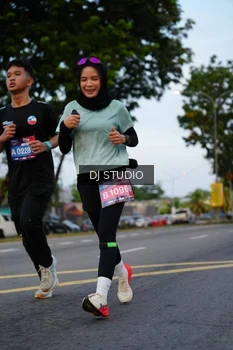 Runner Photo 4196507