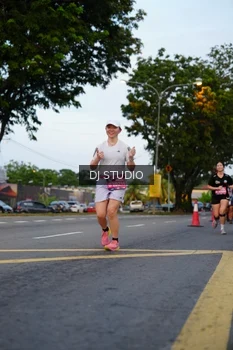 Runner Photo 4196522