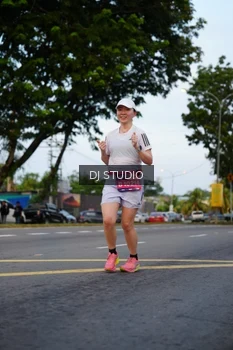 Runner Photo 4196526