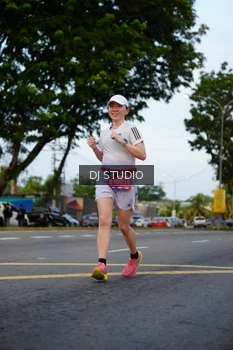 Runner Photo 4196530