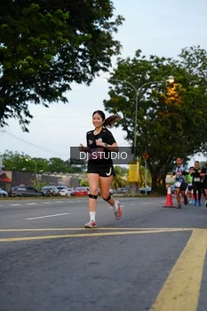 Runner Photo 4196538