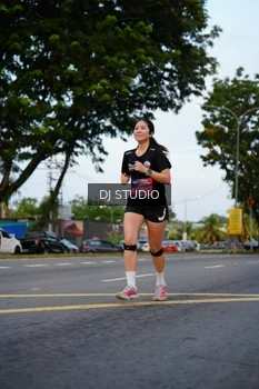 Runner Photo 4196550