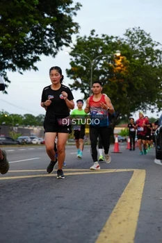 Runner Photo 4196582