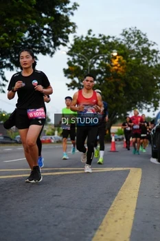 Runner Photo 4196585