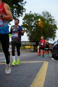 Runner Photo 4196600