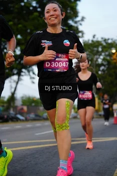 Runner Photo 4196681