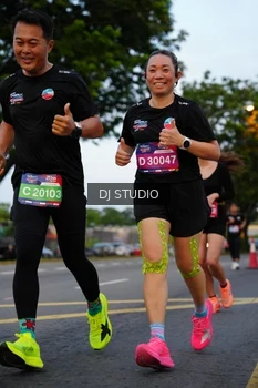 Runner Photo 4196687