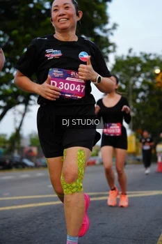 Runner Photo 4196692