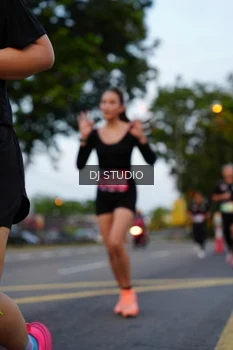 Runner Photo 4196693