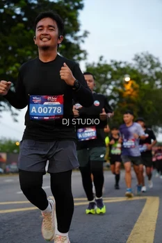 Runner Photo 4196719