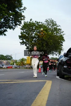 Runner Photo 4196739