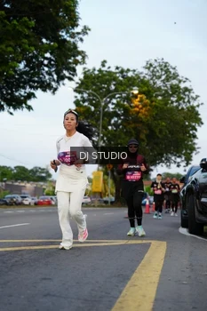 Runner Photo 4196748