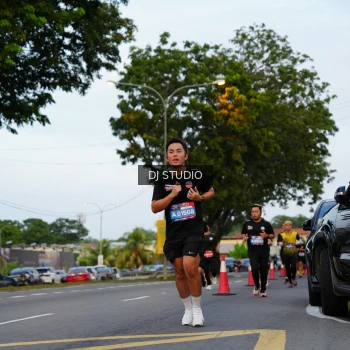 Runner Photo 4196847