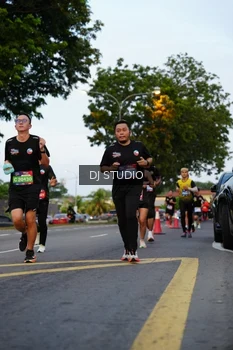 Runner Photo 4196882