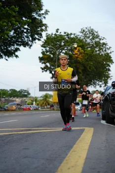 Runner Photo 4196899