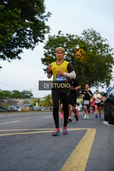 Runner Photo 4196904