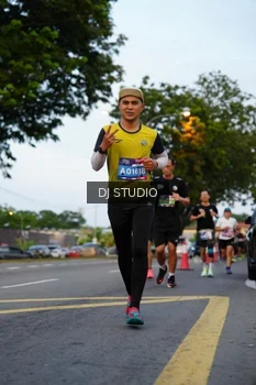 Runner Photo 4196906