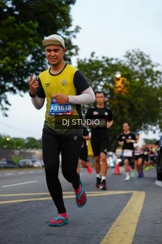Runner Photo 4196911