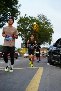 Runner Photo 4196996