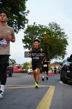 Runner Photo 4197001