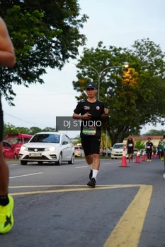 Runner Photo 4197013