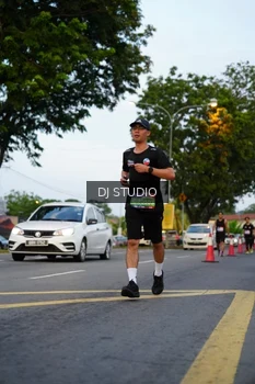 Runner Photo 4197017