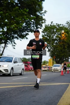 Runner Photo 4197023