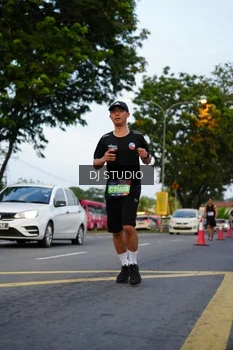 Runner Photo 4197024