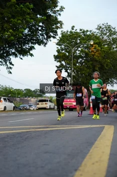 Runner Photo 4197035
