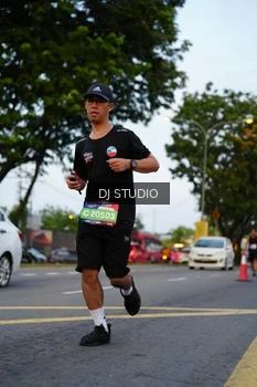 Runner Photo 4197045