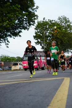 Runner Photo 4197049