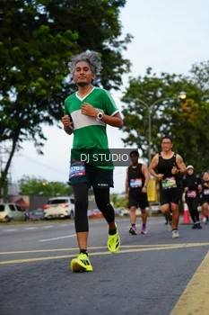 Runner Photo 4197060
