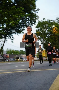 Runner Photo 4197071